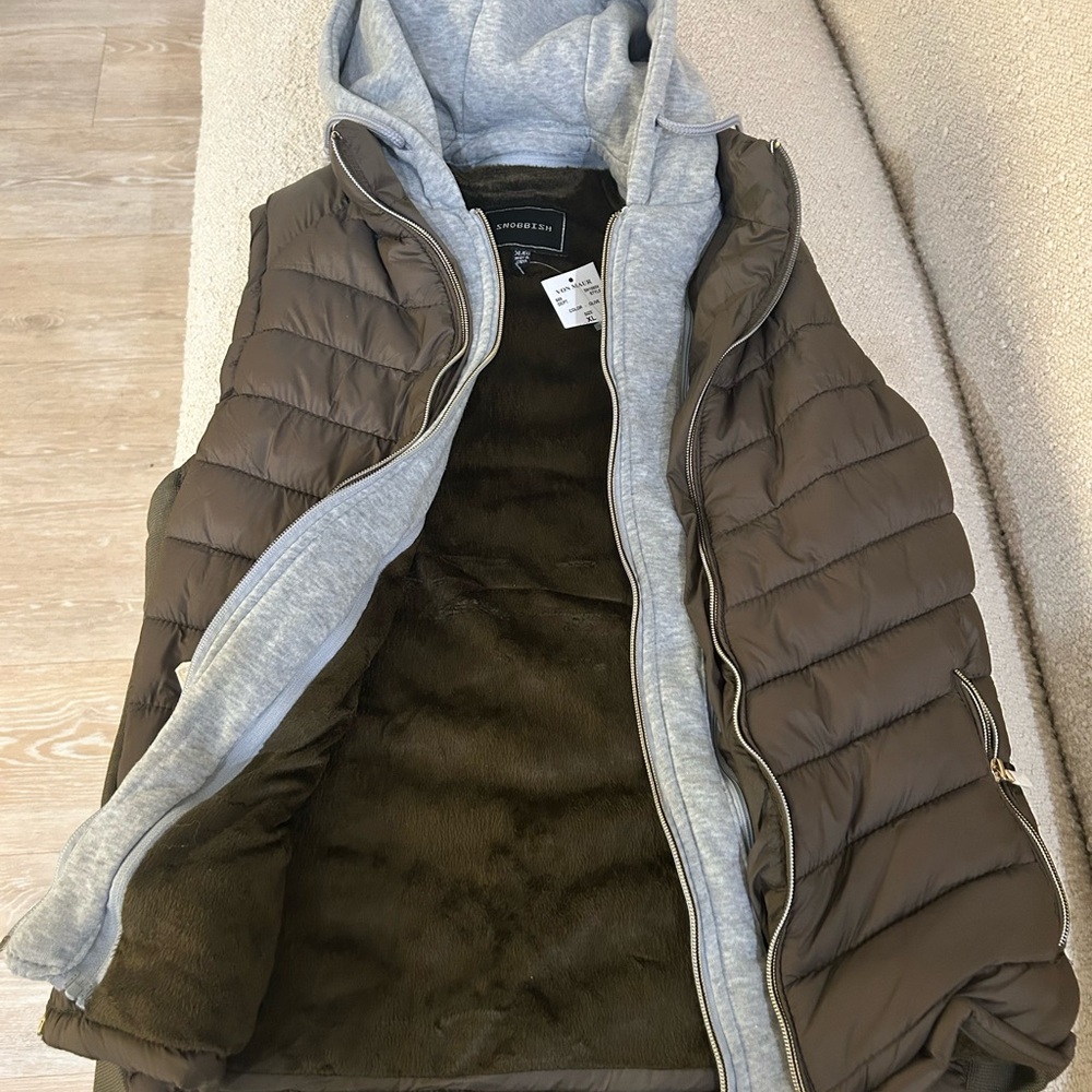 Abercrombie & Fitch Brown Puffer Vest with Hood